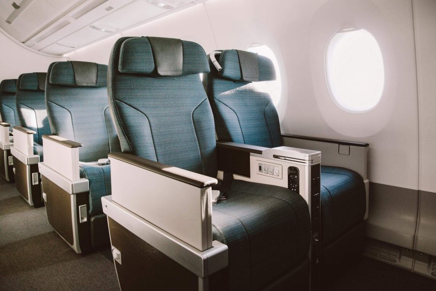 Premium Economy Class thực tế trên Cathay Pacific Airbus A350-900