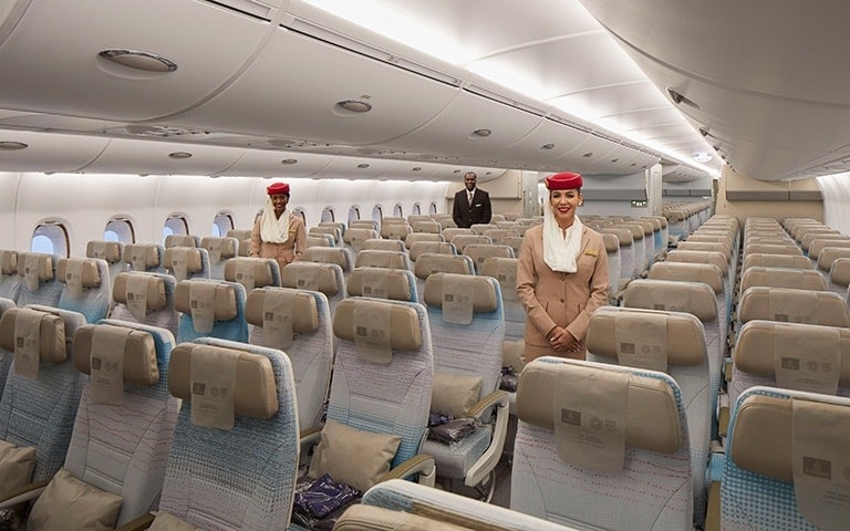 Economy Class thực tế trên Emirates Airbus A380